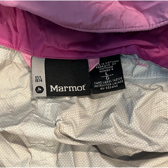 EUC- Womens MARMOT L rain jacket - Picture 5 of 8